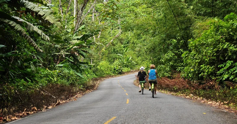 Bocas del Toro und die Küste von Colón: Ein Vergleich