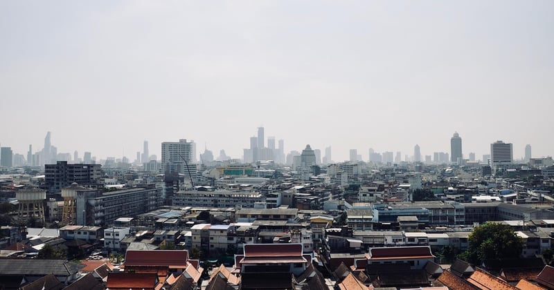 Khao San Road entdecken: Der komplette Guide für Backpacker & Partyfans